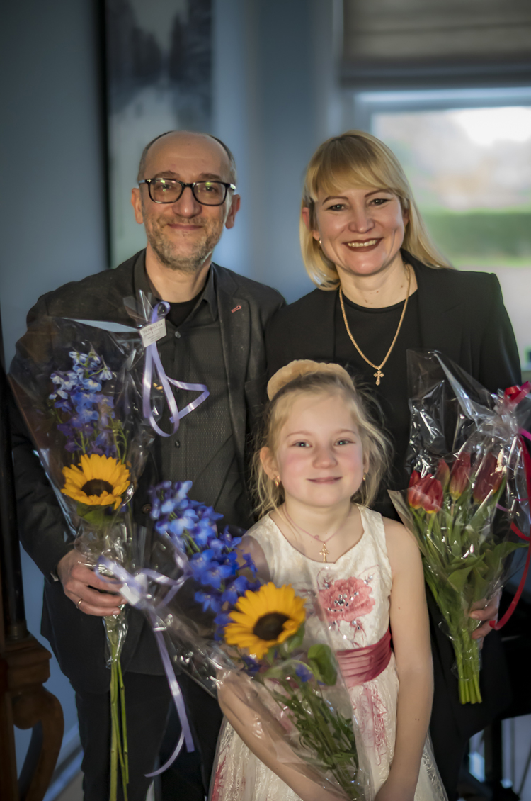 Nataliia, Hennadyi en Yulianna