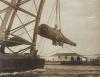[Italiaansche marine sleept een groot kanon naar 